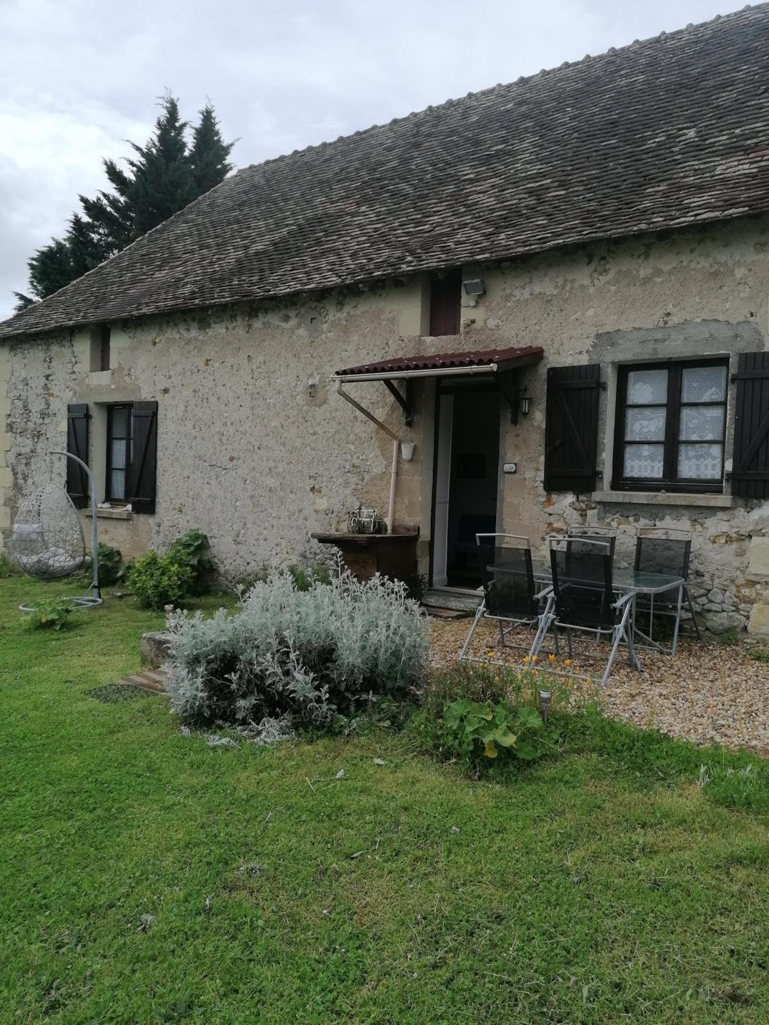 Gite 4 Pers, Jacuzzi, Piscine, Proche Futuroscope, Calme Et Nature A La Roche Posay La Roche-Posay Kültér fotó